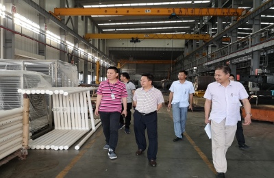 攜(xie)手共(gong)進